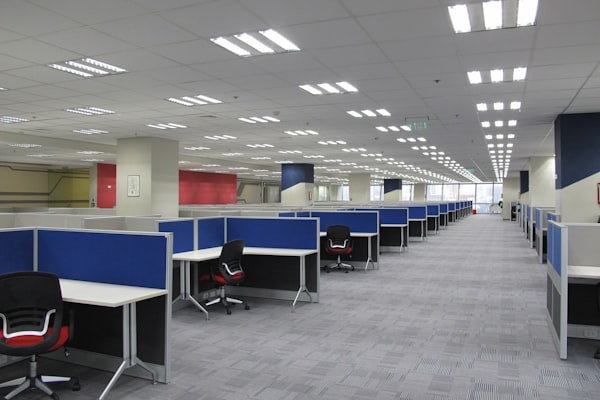 Mass layoffs empty office